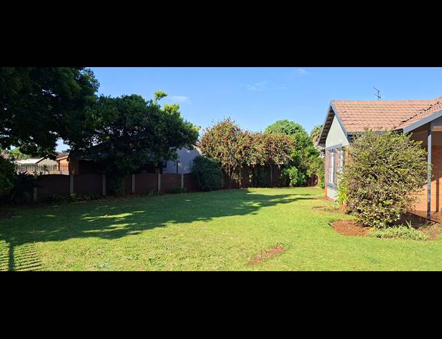 3 BEDROOM FREEHOLD TO LET IN EDELWEISS